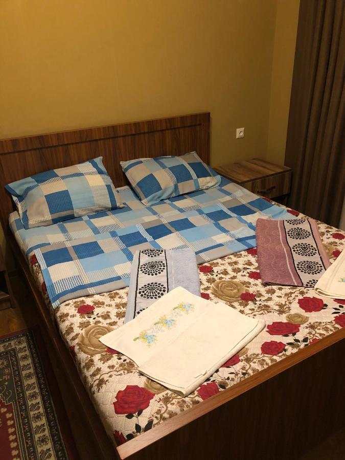 Hotel Nikea Paradiso Кутаиси Екстериор снимка