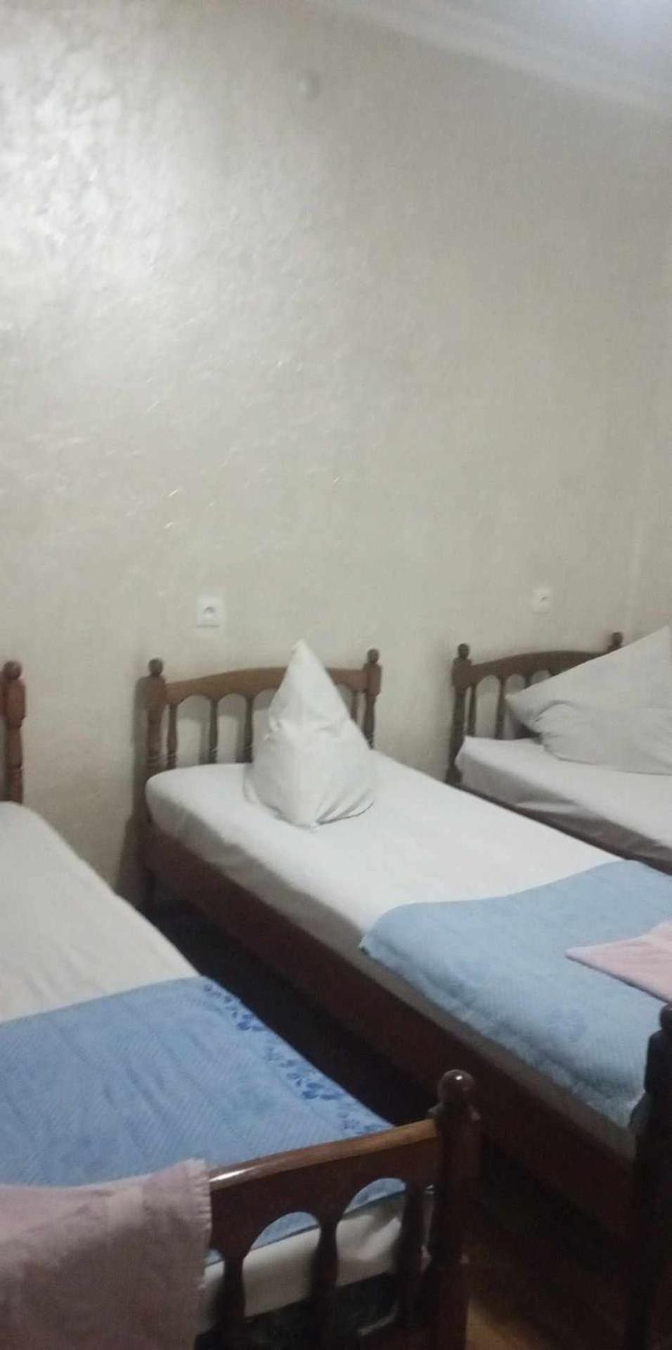 Hotel Nikea Paradiso Кутаиси Екстериор снимка