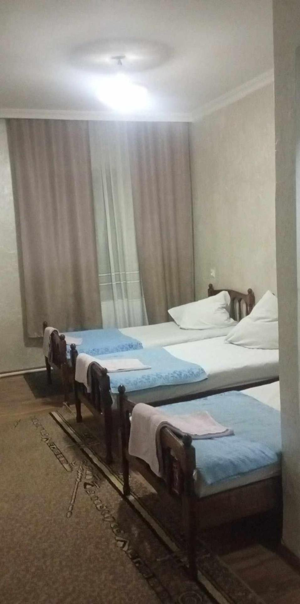 Hotel Nikea Paradiso Кутаиси Екстериор снимка