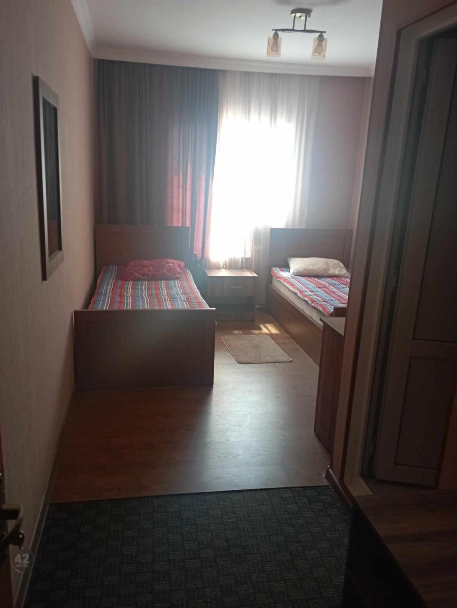 Hotel Nikea Paradiso Кутаиси Екстериор снимка
